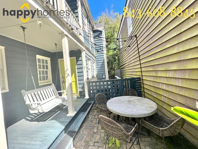 Foto del edificio - Beautiful 3 bedroom 3 full bath home locat...