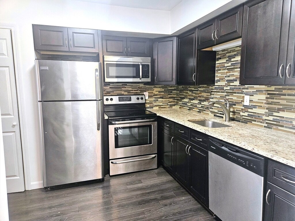 Foto principal - 26 Beacon St