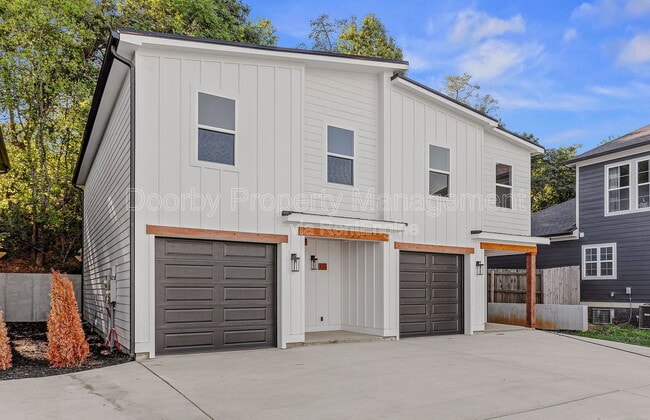 Building Photo - 436 Wayne Ave