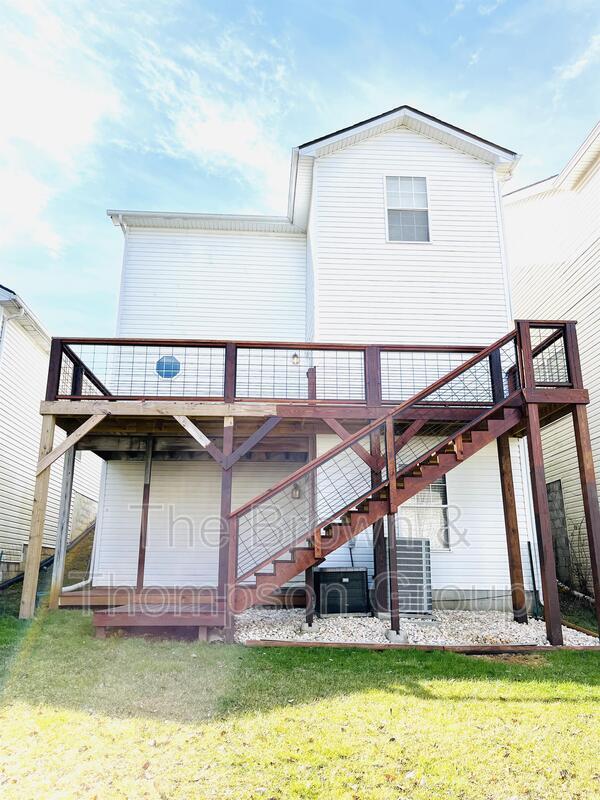 Building Photo - 2409 Danby Woods Cir