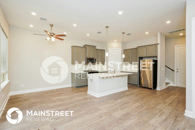 Foto del edificio - 5115 Royal Heath Dr