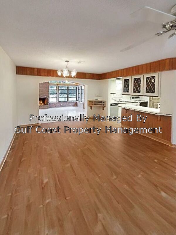 Building Photo - 6123 Dartmouth Dr