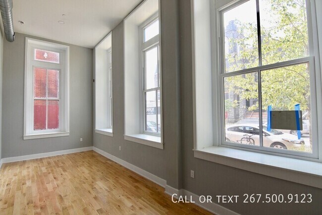 Foto del edificio - 1523 W Girard Ave