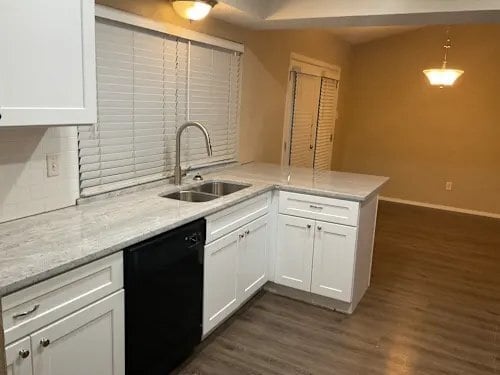 Building Photo - 503 Thorn Wood Dr