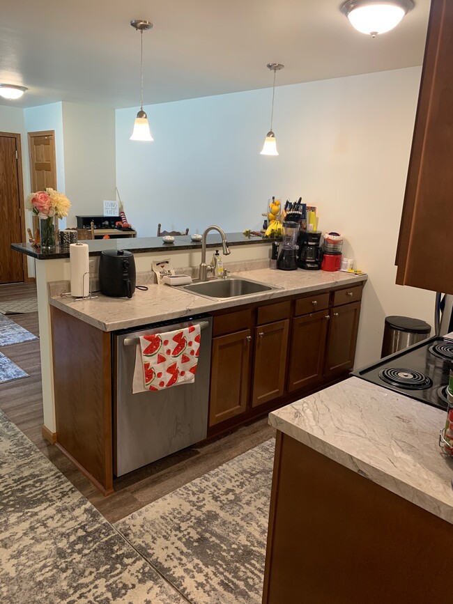 Micro, Dishwasher in each apt. - 420 Hill St