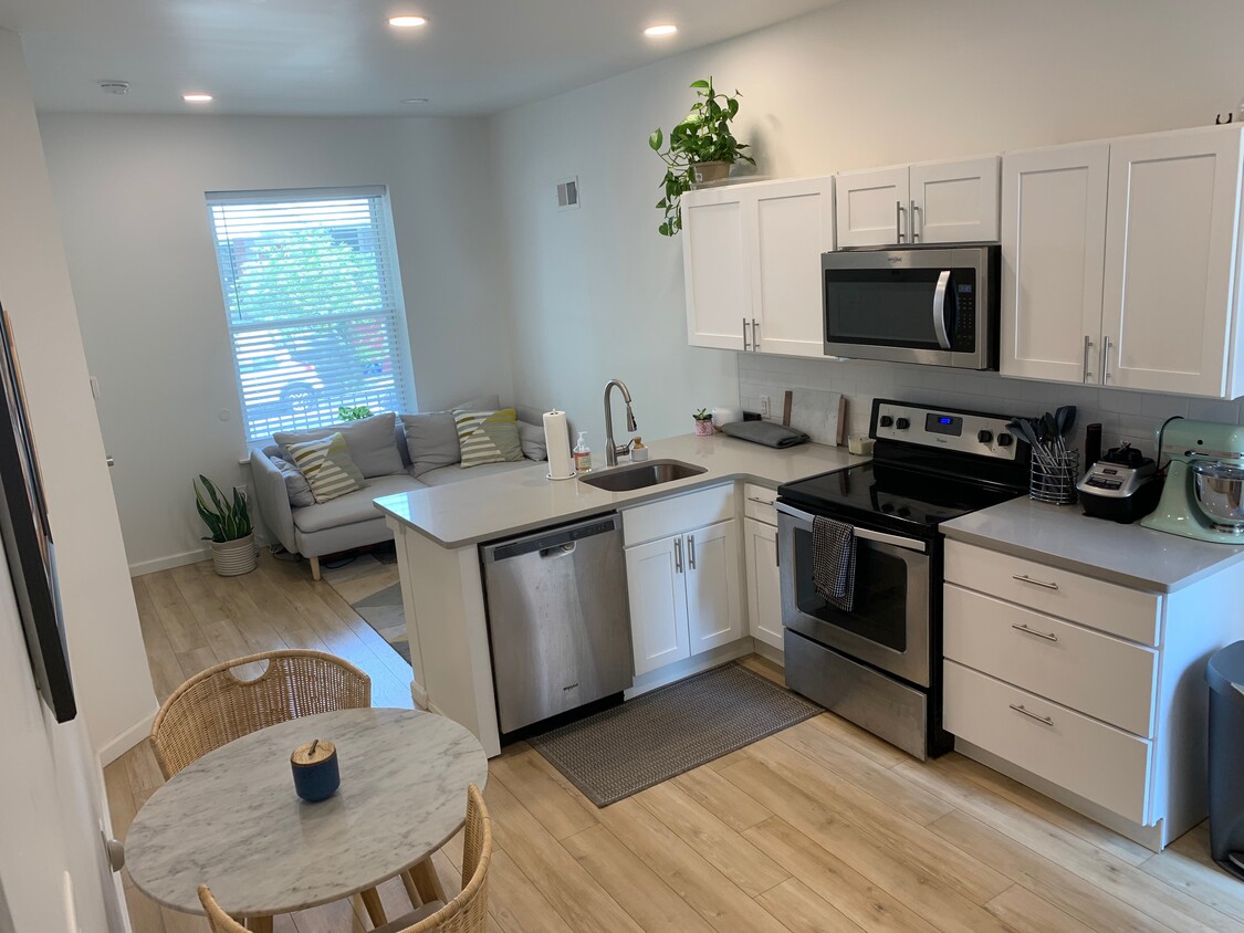 Kitchen and living room - 5220 Larchwood Ave