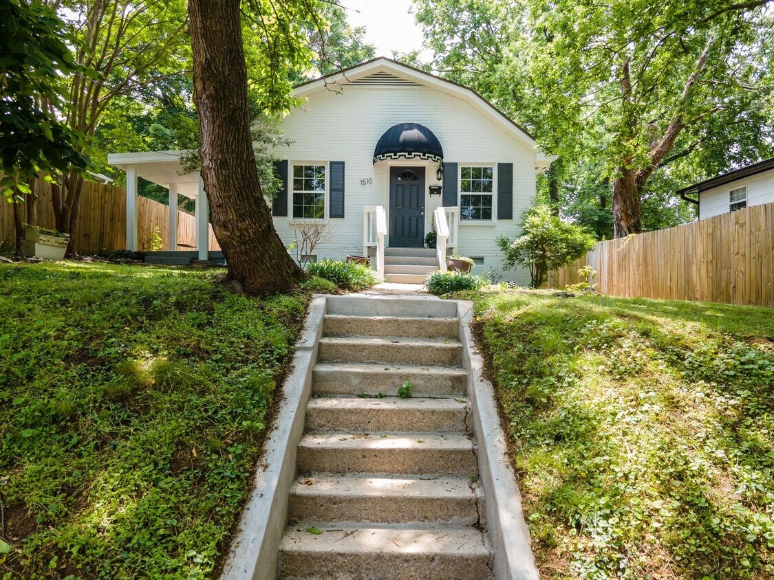 Foto principal - **REMODELED EAST NASHVILLE BUNGALOW IN HIG...