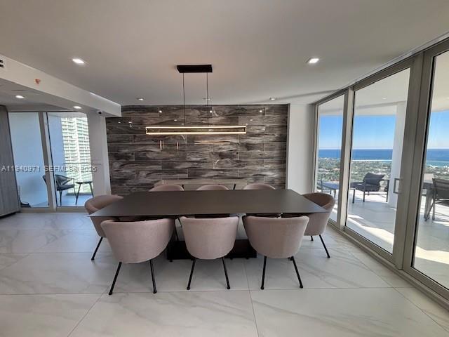 Foto del edificio - 19707 Turnberry Way