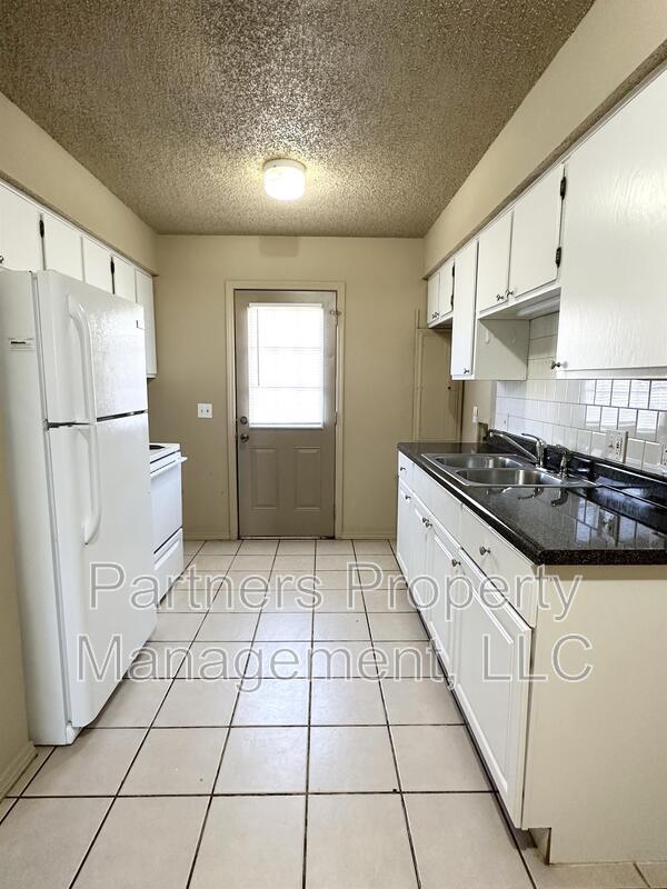 95 Pine Ave, Gentry, AR 72734 Condo for Rent in Gentry, AR