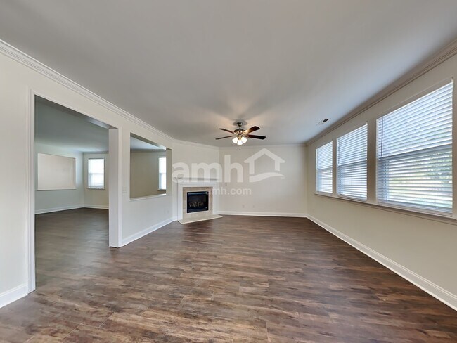Building Photo - 2504 Quarry Ridge Lane
