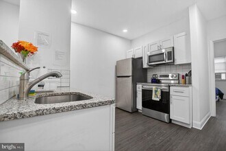 Building Photo - 3138 W Allegheny Ave