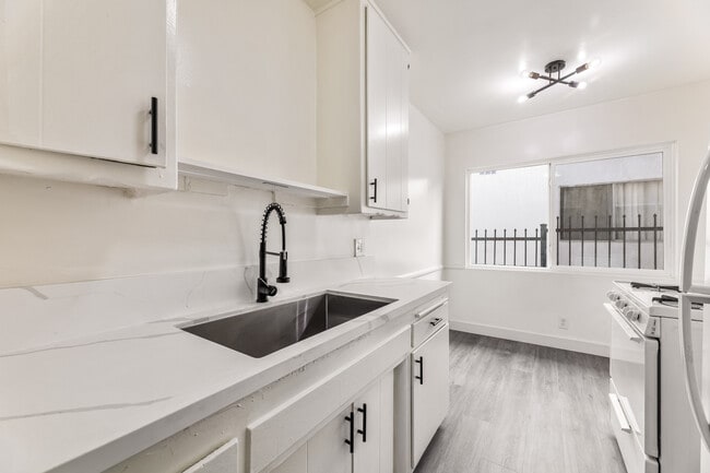 Floorplan - 439 S Catalina St