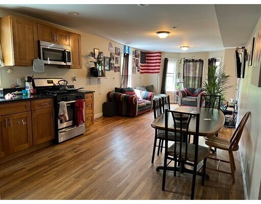 Foto principal - 219 Chestnut St