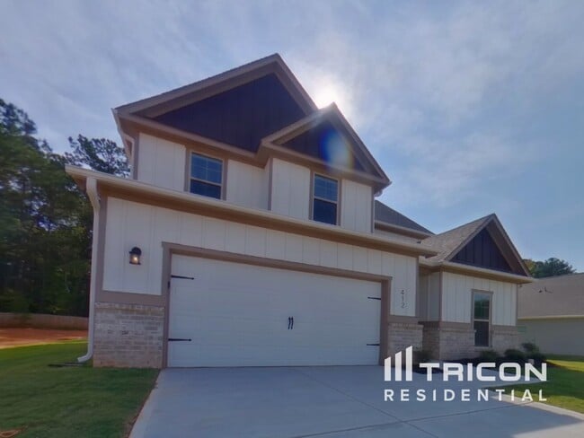 Building Photo - 412 Cantrell Dr
