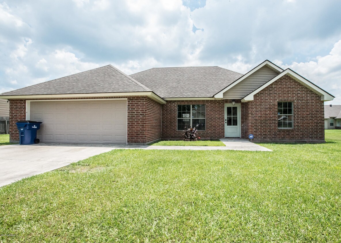 Foto principal - 143 Fox Trot Ln