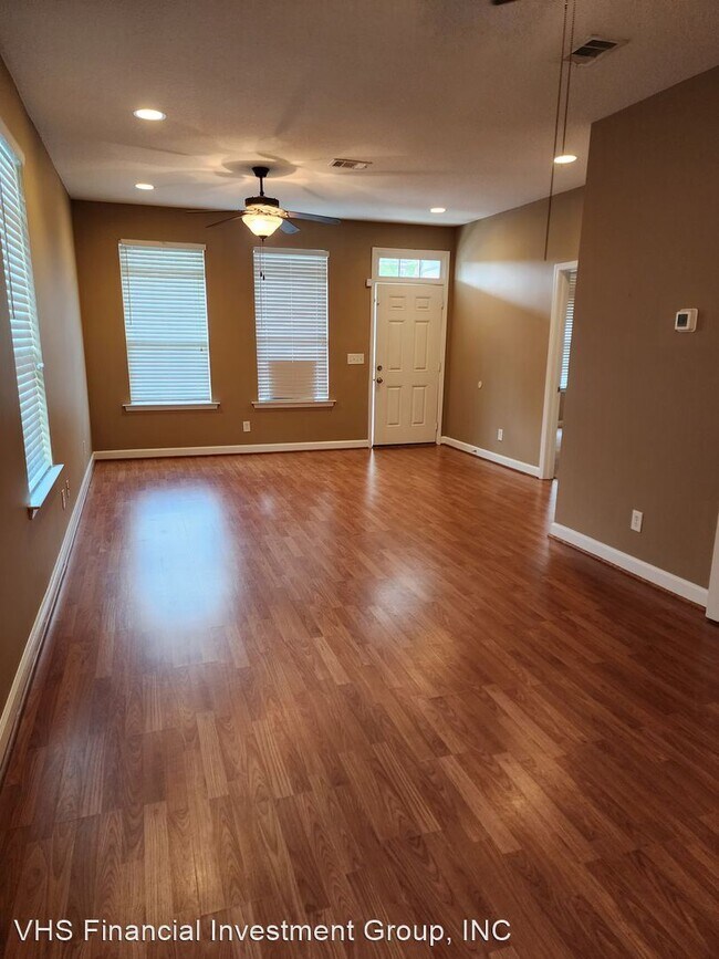 Foto del edificio - 4 br, 3.5 bath House - 122 Governors Blvd