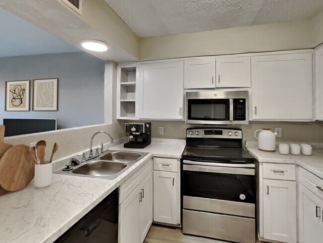 Foto del edificio - 3251 62nd St