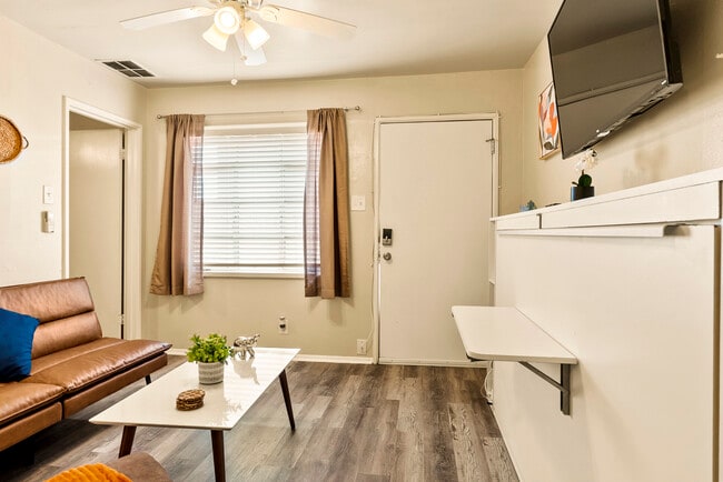 Foto del edificio - The Cozy Nest Apartments