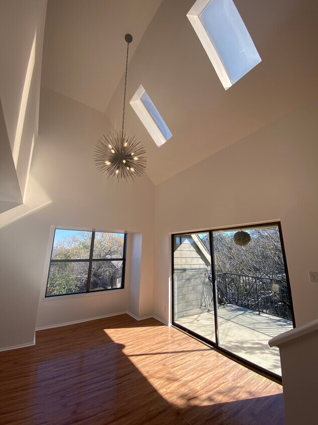 1135 Barton Hills Dr Unit 307, Austin, TX 78704 Condo for Rent in Austin, TX