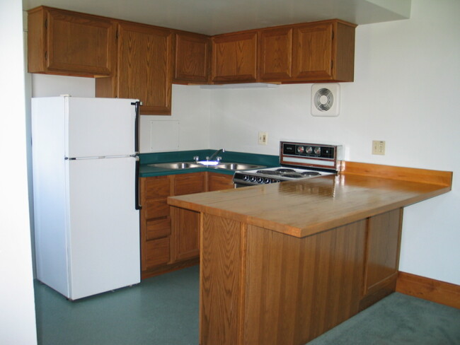 Kitchen - 814 N Congress St