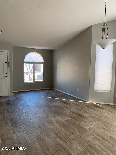 Foto del edificio - 1373 W Kesler Ln