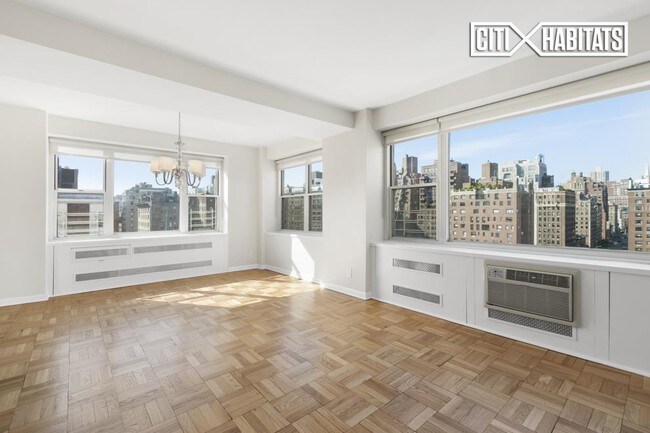 Building Photo - 150 E 77th St