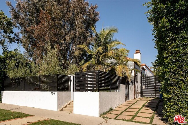 Foto del edificio - 720 N Vista Street