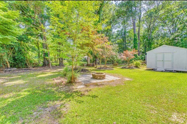 Foto del edificio - 208 E Columbus St