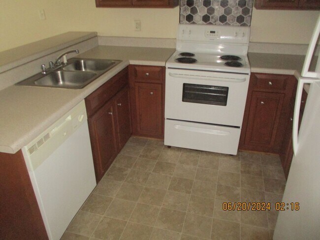 Foto del edificio - 3953 Rodnor Forest Ln