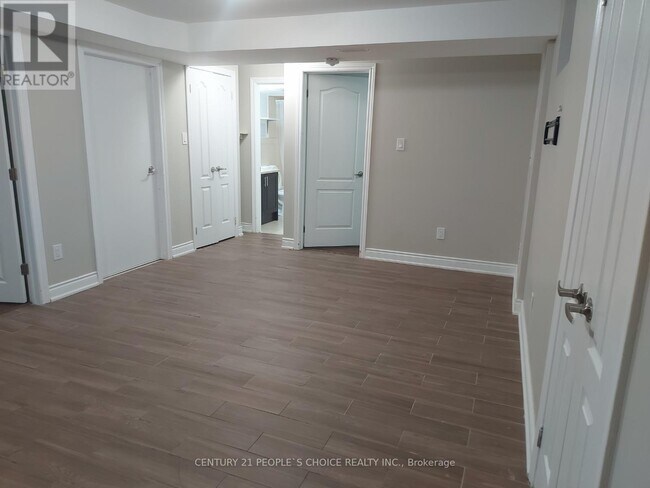 Building Photo - 4 Meltwater Cres