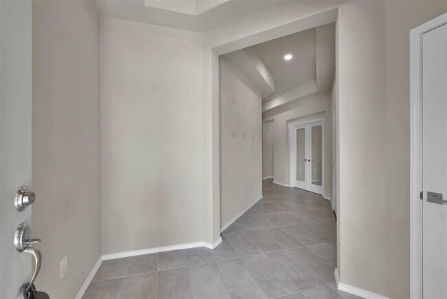 Building Photo - 2823 Wilde Redbud Ln