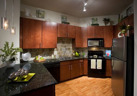 Foto del edificio - 4420 Dickason Ave