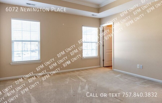 Foto del edificio - 6072 Newington Pl