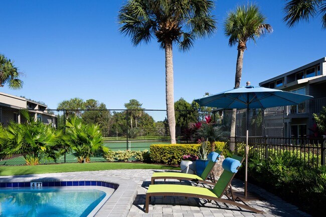 Building Photo - Lofts at Baymeadows – Resort Style Living