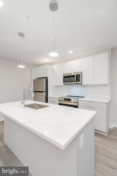 Foto del edificio - 3449 Scotts Ln