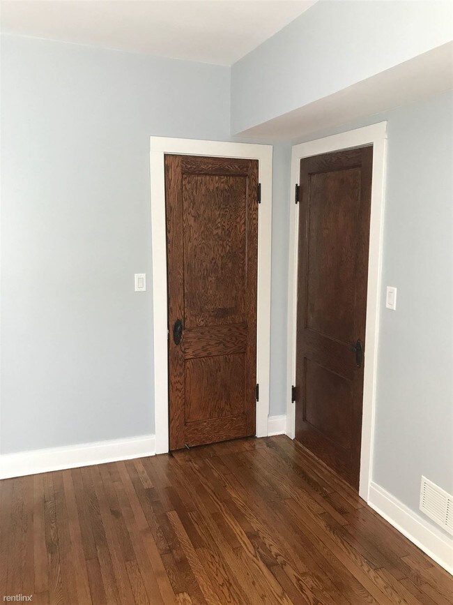 Foto del edificio - 2529 W Thomas St