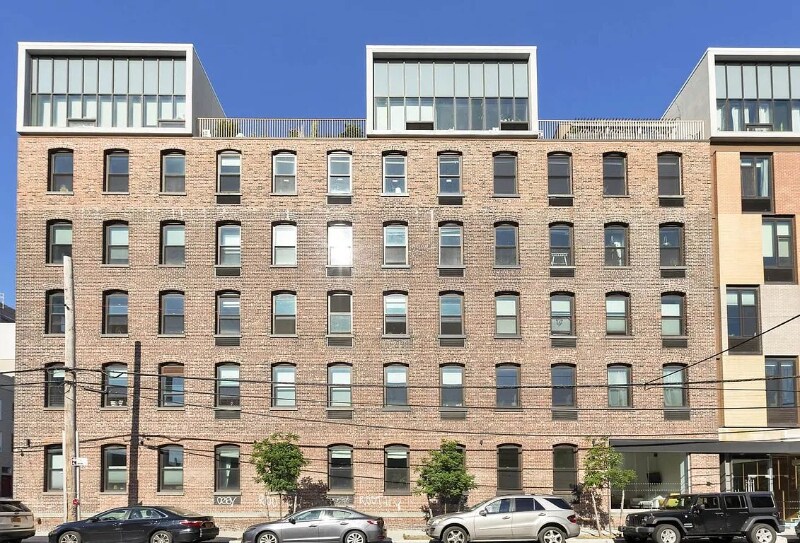 Foto principal - 122 West St
