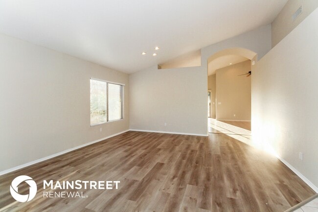 Foto del edificio - 11151 N Desert Flower Dr