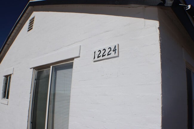 Building Photo - Charming 2-Bed, 1-Bath Home with Inviting ...