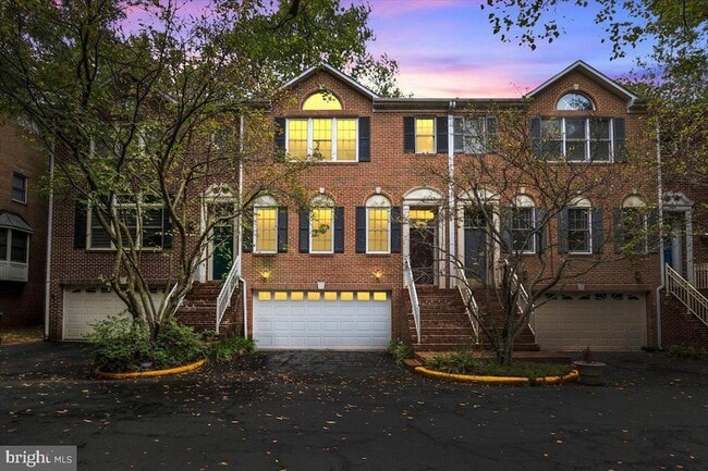Photo - 2904 Oakton Crest Pl Townhome