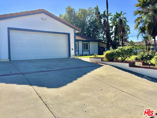 Building Photo - 16312 Itasca St