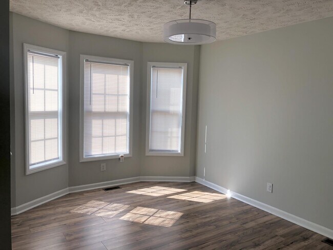 Building Photo - 1020 Gatesville Dr