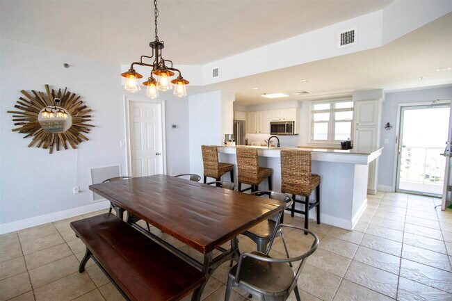Building Photo - 800 Fort Pickens Rd