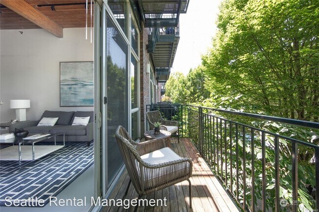 Building Photo - 1 br, 1 bath House - 1812 19th Ave  Unit 201