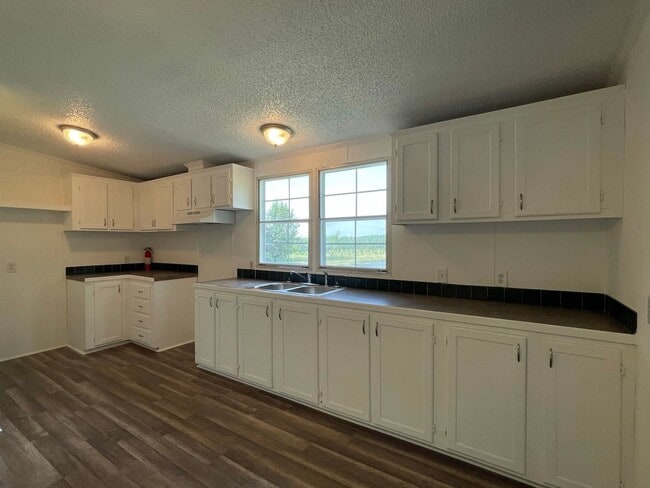 Foto del edificio - Recently Renovated Home