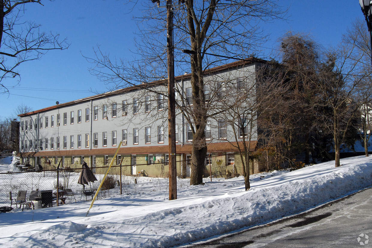 Foto del edificio - 530-540 Belmont Ave