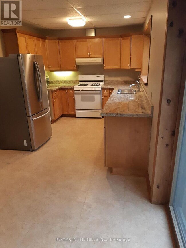 Photo du bâtiment - 933009 Airport Rd