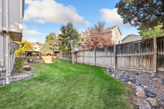 Building Photo - "Charming 3-Bedroom Home with 2.5 Baths in Picturesque Highlands Ranch – Spacious 2005 Sq. Ft. Gem!"