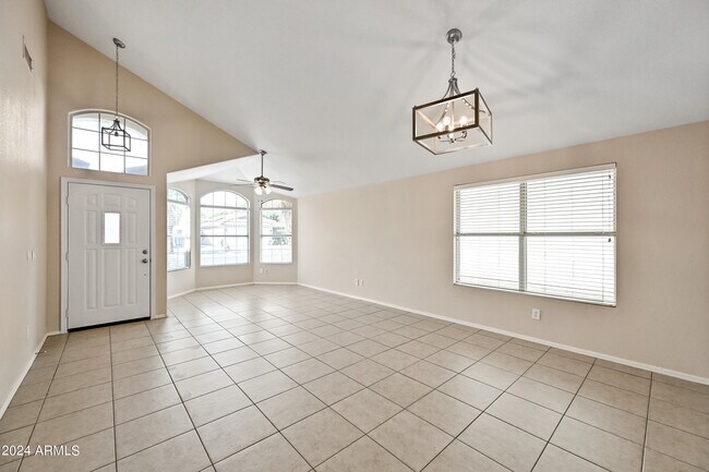 Foto del edificio - 5209 W Piute Ave