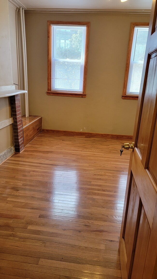 Dormitorio 1 - 1241 N 2nd St